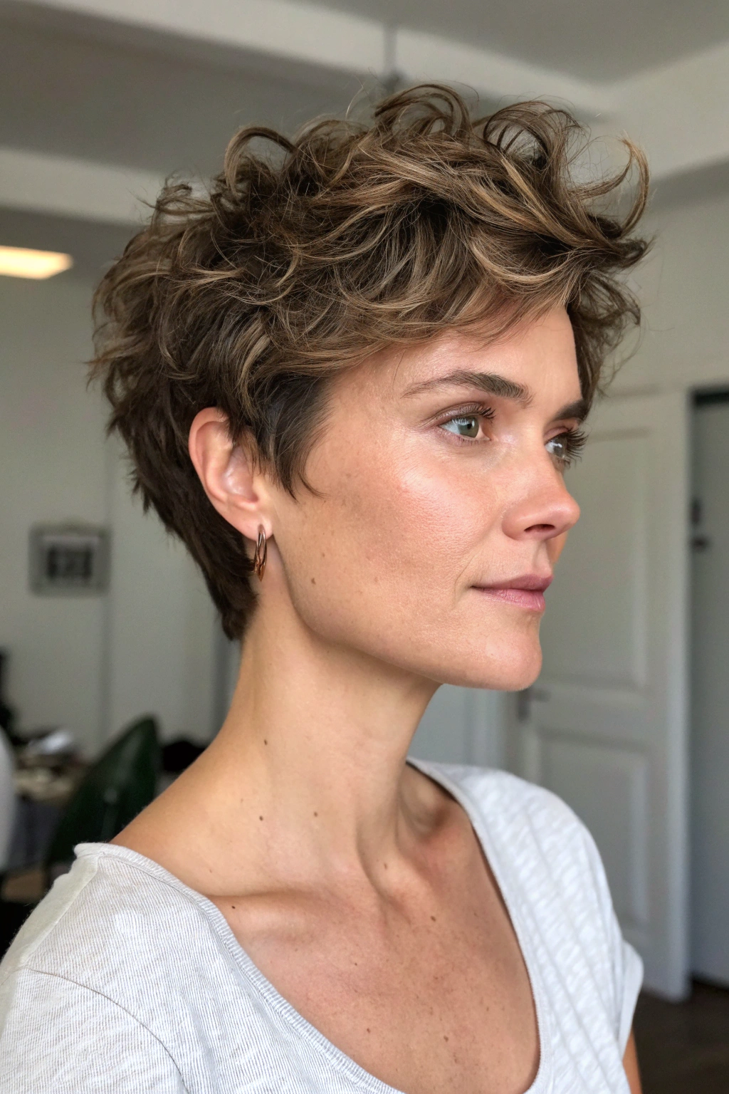 11) voluminous textured-end long pixie
