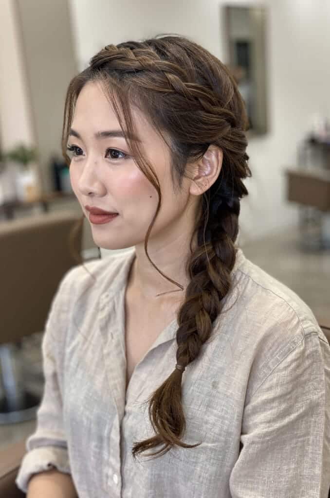 Twisted side braid 678x1024 1
