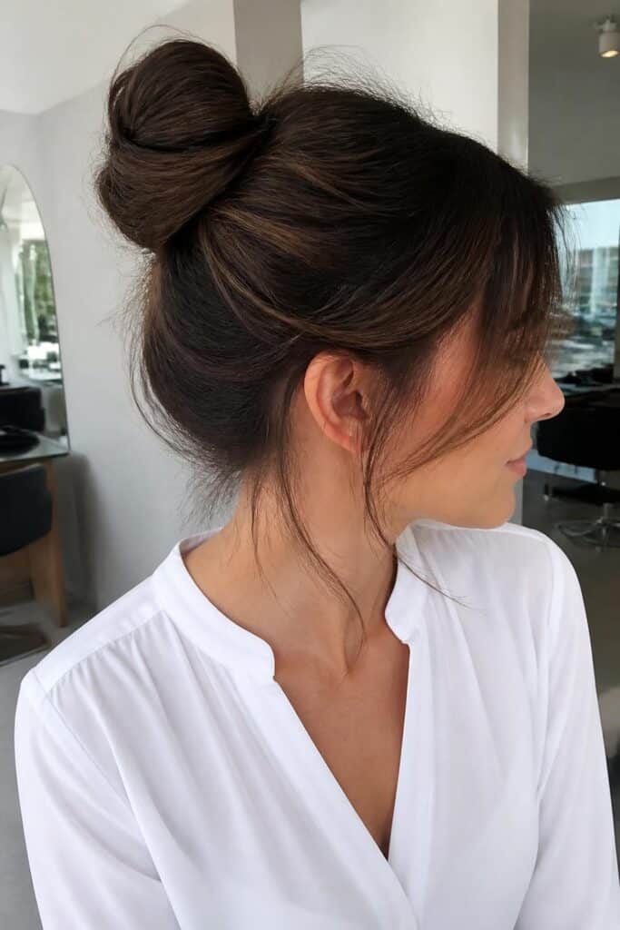 Classic messy bun 683x1024 1