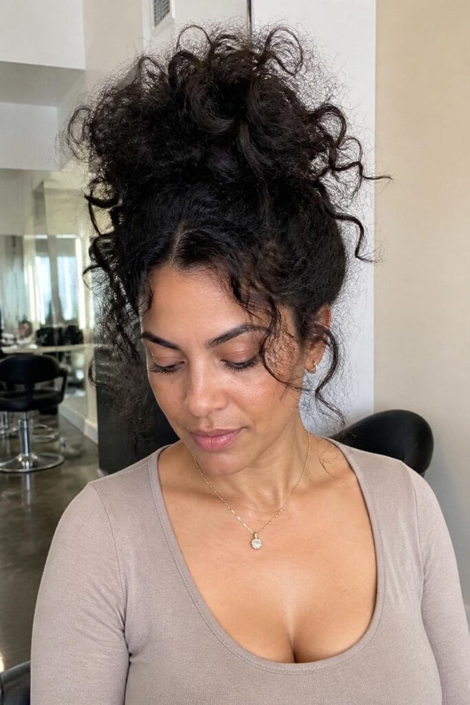 Pineapple updo for curls 683x1024 1