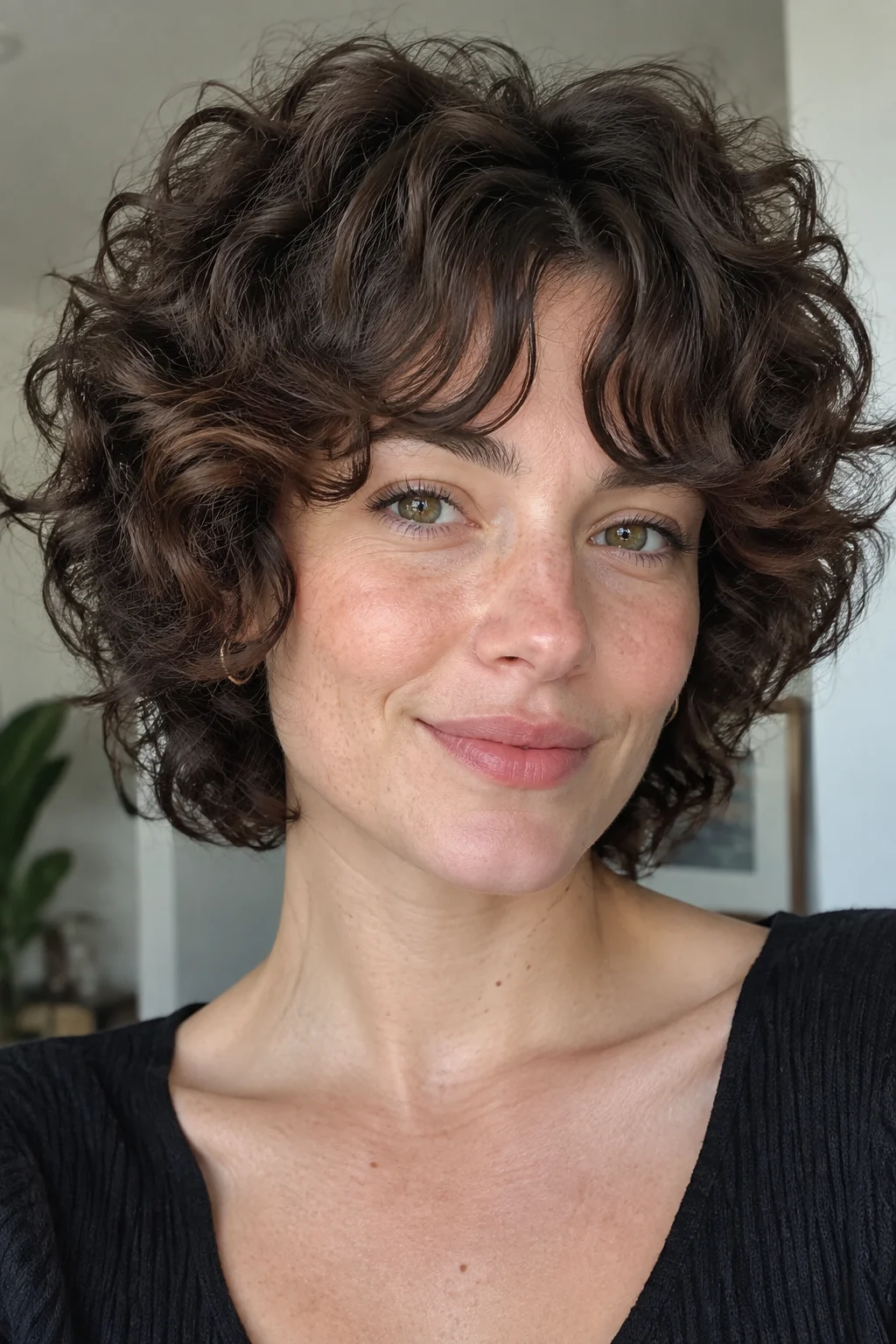 Ringlet Bottleneck Wolf Cut hairstyle