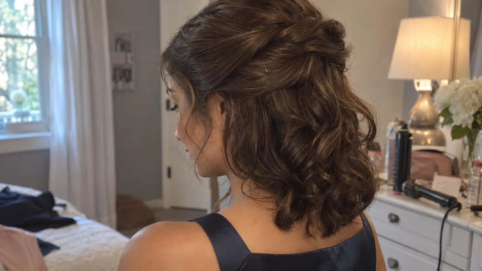 14 Easy Prom Hairstyles for Medium Hair You Can Do Yourself
