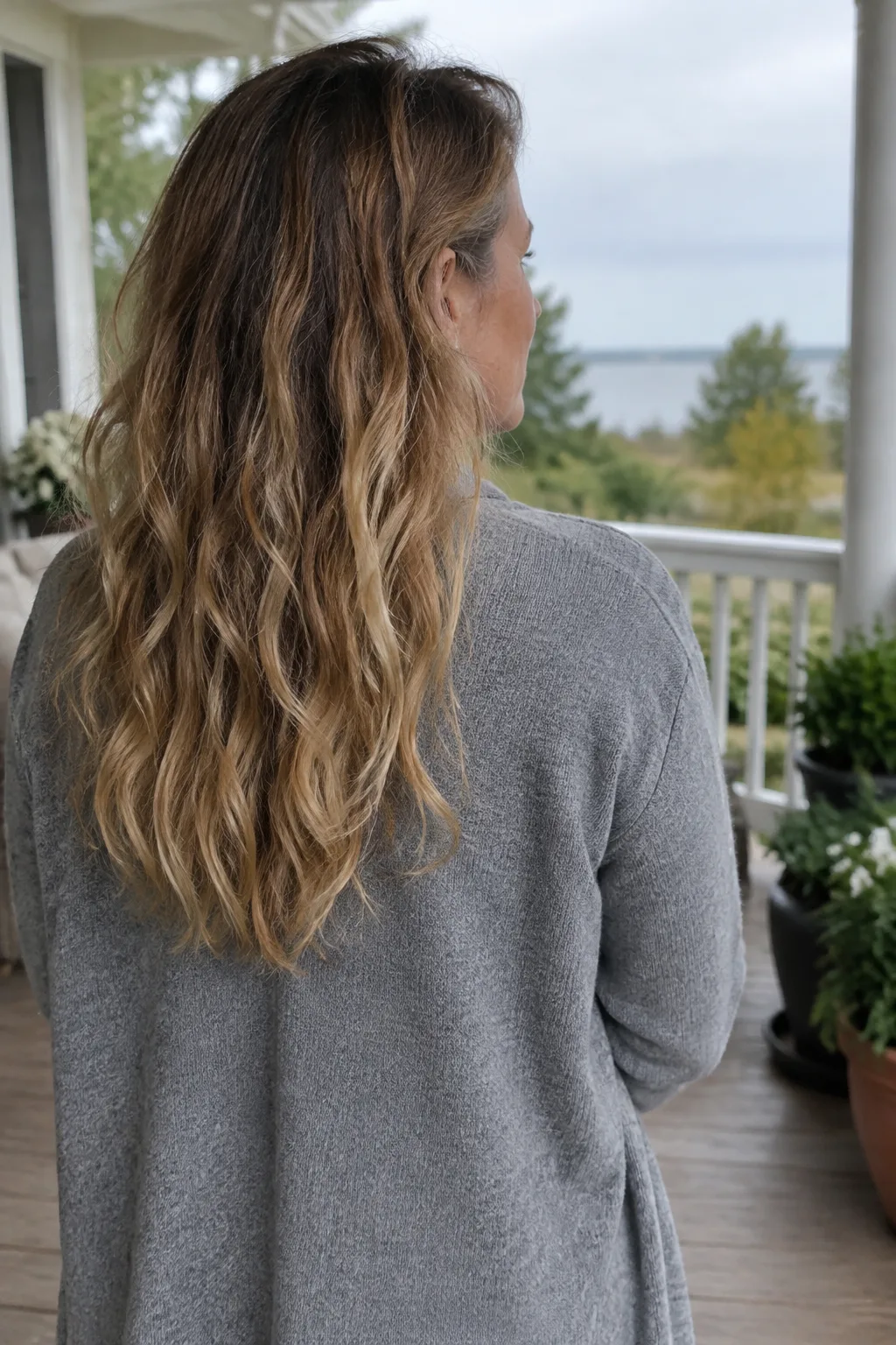 Soft Honey Sombre hair color